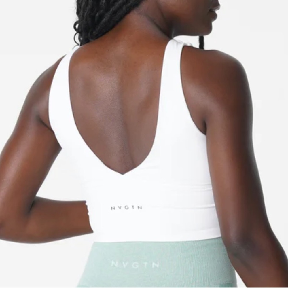 NVGTN white essence bra